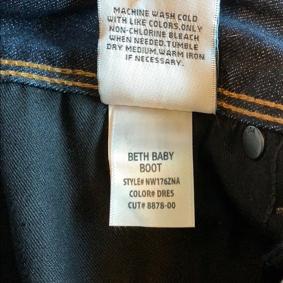 Hudson “Beth Baby Boot” Jeans - Picture 6 of 8